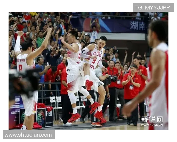 2018年男篮亚锦赛中国队对阵伊朗队精彩比赛回顾与全场录像分析